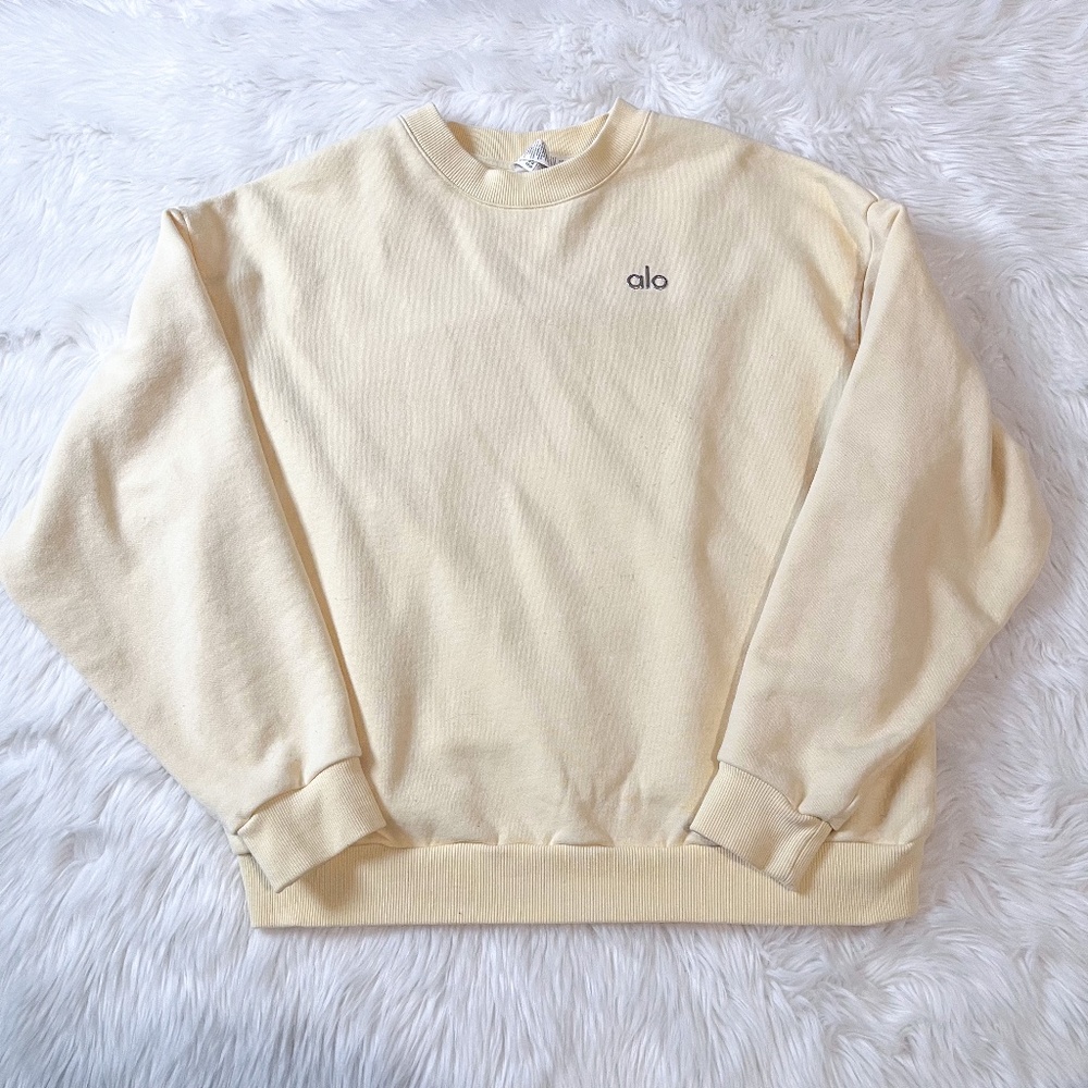 Alo Acolade Crewneck (Size Medium) -- Lemon Ice